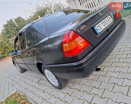 Чорний Мерседес Ц-Клас, об'ємом двигуна 1.8 л та пробігом 293 тис. км за 1600 $, фото 4 на Automoto.ua
