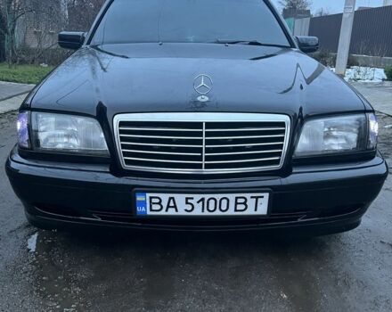 Чорний Мерседес Ц-Клас, об'ємом двигуна 1.8 л та пробігом 240 тис. км за 3600 $, фото 13 на Automoto.ua