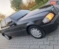 Черный Мерседес Ц-Класс, объемом двигателя 1.8 л и пробегом 293 тыс. км за 1700 $, фото 17 на Automoto.ua