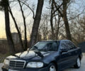 Черный Мерседес Ц-Класс, объемом двигателя 1.8 л и пробегом 350 тыс. км за 2000 $, фото 2 на Automoto.ua