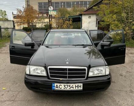 Мерседес Ц-Класс 1994 в Ковель на Automoto.ua Черный Мерседес Ц-Класс, объемом двигателя 1.8 л и пробегом 400 тыс. км за 2500 $, фото 9 на Automoto.ua