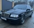 Чорний Мерседес Ц-Клас, об'ємом двигуна 1.8 л та пробігом 240 тис. км за 3600 $, фото 11 на Automoto.ua