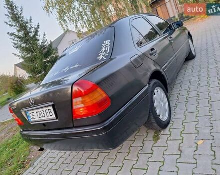 Чорний Мерседес Ц-Клас, об'ємом двигуна 1.8 л та пробігом 293 тис. км за 1550 $, фото 8 на Automoto.ua