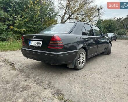 Мерседес Ц-Класс 1994 в Ковель на Automoto.ua Черный Мерседес Ц-Класс, объемом двигателя 1.8 л и пробегом 400 тыс. км за 2500 $, фото 7 на Automoto.ua