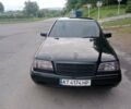 Чорний Мерседес Ц-Клас, об'ємом двигуна 1.8 л та пробігом 260 тис. км за 3500 $, фото 1 на Automoto.ua