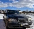 Чорний Мерседес Ц-Клас, об'ємом двигуна 1.8 л та пробігом 220 тис. км за 2100 $, фото 2 на Automoto.ua