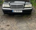 Черный Мерседес Ц-Класс, объемом двигателя 1.8 л и пробегом 381 тыс. км за 1300 $, фото 1 на Automoto.ua