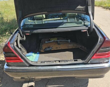 Мерседес Ц-Клас 1996 у Харкові на Automoto.ua Чорний Мерседес Ц-Клас, об'ємом двигуна 2.3 л та пробігом 427 тис. км за 3200 $, фото 6 на Automoto.ua