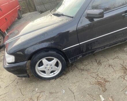 Чорний Мерседес Ц-Клас, об'ємом двигуна 2.8 л та пробігом 280 тис. км за 2500 $, фото 3 на Automoto.ua