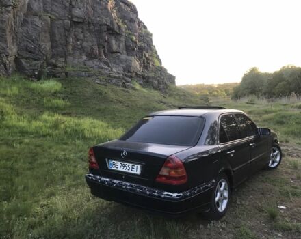 Чорний Мерседес Ц-Клас, об'ємом двигуна 0.28 л та пробігом 400 тис. км за 2300 $, фото 8 на Automoto.ua