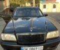 Черный Мерседес Ц-Класс, объемом двигателя 2 л и пробегом 499 тыс. км за 2900 $, фото 13 на Automoto.ua
