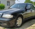 Черный Мерседес Ц-Класс, объемом двигателя 1.8 л и пробегом 420 тыс. км за 3150 $, фото 1 на Automoto.ua