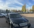 Черный Мерседес Ц-Класс, объемом двигателя 2 л и пробегом 300 тыс. км за 2950 $, фото 6 на Automoto.ua