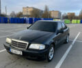 Черный Мерседес Ц-Класс, объемом двигателя 1.8 л и пробегом 428 тыс. км за 3499 $, фото 4 на Automoto.ua