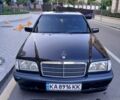Чорний Мерседес Ц-Клас, об'ємом двигуна 1.8 л та пробігом 222 тис. км за 3500 $, фото 1 на Automoto.ua