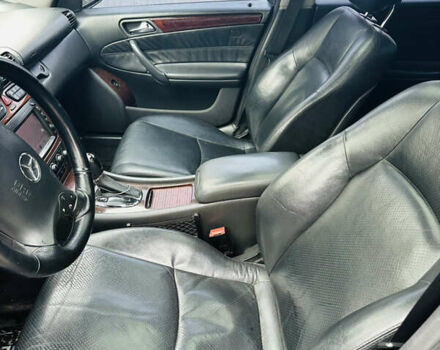 Черный Мерседес Ц-Класс, объемом двигателя 2 л и пробегом 475 тыс. км за 5800 $, фото 8 на Automoto.ua