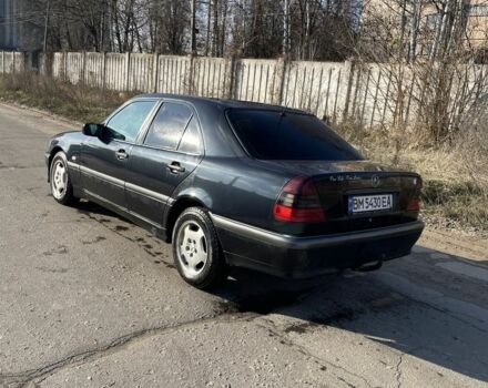 Чорний Мерседес Ц-Клас, об'ємом двигуна 1.8 л та пробігом 111 тис. км за 2750 $, фото 3 на Automoto.ua