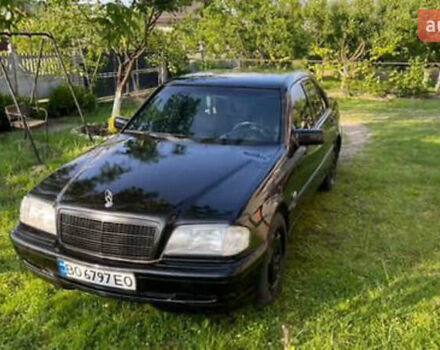 Чорний Мерседес Ц-Клас, об'ємом двигуна 2 л та пробігом 260 тис. км за 3004 $, фото 2 на Automoto.ua