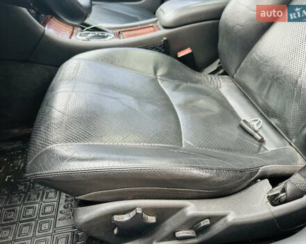 Черный Мерседес Ц-Класс, объемом двигателя 2 л и пробегом 475 тыс. км за 5800 $, фото 9 на Automoto.ua