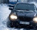 Чорний Мерседес Ц-Клас, об'ємом двигуна 2 л та пробігом 395 тис. км за 4000 $, фото 1 на Automoto.ua