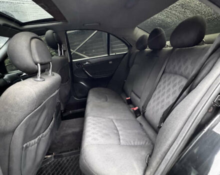 Мерседес Ц-Класс 2001 в Тернополе на Automoto.ua Черный Мерседес Ц-Класс, объемом двигателя 2 л и пробегом 250 тыс. км за 2400 $, фото 18 на Automoto.ua