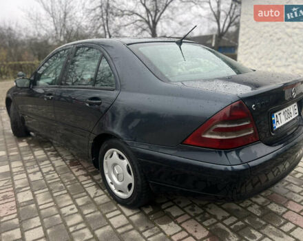 Чорний Мерседес Ц-Клас, об'ємом двигуна 2.15 л та пробігом 430 тис. км за 3650 $, фото 3 на Automoto.ua