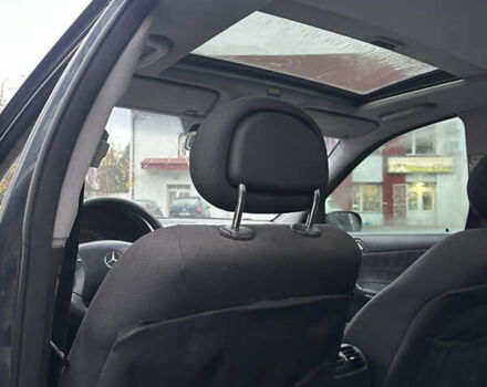 Чорний Мерседес Ц-Клас, об'ємом двигуна 2 л та пробігом 400 тис. км за 1950 $, фото 6 на Automoto.ua