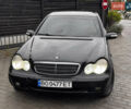 Мерседес Ц-Класс 2001 в Тернополе на Automoto.ua Черный Мерседес Ц-Класс, объемом двигателя 2 л и пробегом 250 тыс. км за 2400 $, фото 4 на Automoto.ua