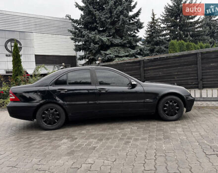 Мерседес Ц-Класс 2001 в Тернополе на Automoto.ua Черный Мерседес Ц-Класс, объемом двигателя 2 л и пробегом 250 тыс. км за 2400 $, фото 23 на Automoto.ua