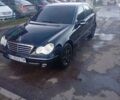 Чорний Мерседес Ц-Клас, об'ємом двигуна 2.2 л та пробігом 400 тис. км за 4500 $, фото 7 на Automoto.ua