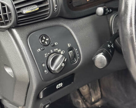 Мерседес Ц-Класс 2001 в Тернополе на Automoto.ua Черный Мерседес Ц-Класс, объемом двигателя 2 л и пробегом 250 тыс. км за 2400 $, фото 13 на Automoto.ua