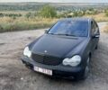Черный Мерседес Ц-Класс, объемом двигателя 2.2 л и пробегом 350 тыс. км за 2714 $, фото 1 на Automoto.ua