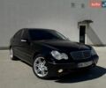 Чорний Мерседес Ц-Клас, об'ємом двигуна 2 л та пробігом 120 тис. км за 5700 $, фото 1 на Automoto.ua
