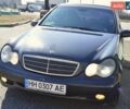 Чорний Мерседес Ц-Клас, об'ємом двигуна 2 л та пробігом 405 тис. км за 4100 $, фото 5 на Automoto.ua