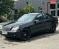 Чорний Мерседес Ц-Клас, об'ємом двигуна 2 л та пробігом 225 тис. км за 3800 $, фото 1 на Automoto.ua