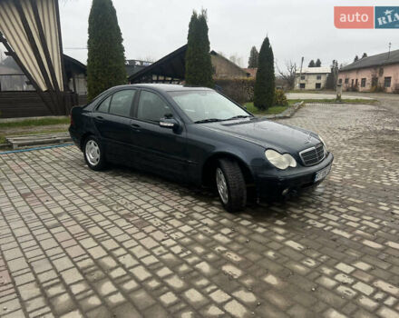Чорний Мерседес Ц-Клас, об'ємом двигуна 2.15 л та пробігом 430 тис. км за 3650 $, фото 6 на Automoto.ua