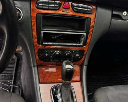 Мерседес Ц-Класс 2001 в Тернополе на Automoto.ua Черный Мерседес Ц-Класс, объемом двигателя 2 л и пробегом 250 тыс. км за 2400 $, фото 15 на Automoto.ua