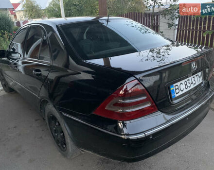 Мерседес Ц-Класс 2001 в Рогатине на Automoto.ua Черный Мерседес Ц-Класс, объемом двигателя 2.2 л и пробегом 400 тыс. км за 3800 $, фото 2 на Automoto.ua