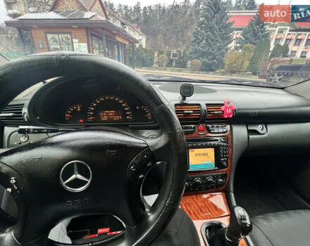 Чорний Мерседес Ц-Клас, об'ємом двигуна 2.15 л та пробігом 430 тис. км за 3650 $, фото 18 на Automoto.ua