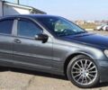 Чорний Мерседес Ц-Клас, об'ємом двигуна 2 л та пробігом 405 тис. км за 4100 $, фото 9 на Automoto.ua
