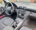 Черный Мерседес Ц-Класс, объемом двигателя 2.2 л и пробегом 250 тыс. км за 4950 $, фото 5 на Automoto.ua