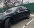 Черный Мерседес Ц-Класс, объемом двигателя 2 л и пробегом 317 тыс. км за 6000 $, фото 2 на Automoto.ua