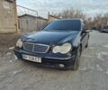 Черный Мерседес Ц-Класс, объемом двигателя 1.8 л и пробегом 298 тыс. км за 3600 $, фото 1 на Automoto.ua