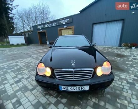 Черный Мерседес Ц-Класс, объемом двигателя 2 л и пробегом 360 тыс. км за 4200 $, фото 18 на Automoto.ua