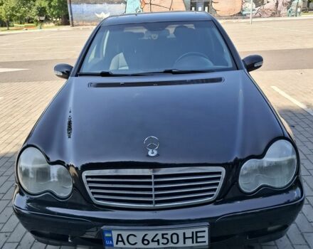 Чорний Мерседес Ц-Клас, об'ємом двигуна 1.8 л та пробігом 294 тис. км за 5300 $, фото 1 на Automoto.ua