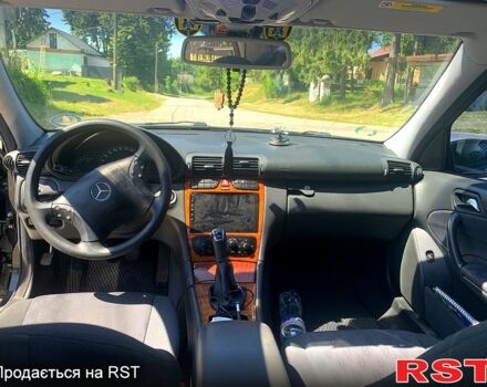 Черный Мерседес Ц-Класс, объемом двигателя 1.8 л и пробегом 240 тыс. км за 5500 $, фото 7 на Automoto.ua