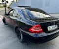Черный Мерседес Ц-Класс, объемом двигателя 1.8 л и пробегом 299 тыс. км за 4000 $, фото 1 на Automoto.ua