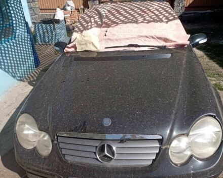 Черный Мерседес Ц-Класс, объемом двигателя 2 л и пробегом 350 тыс. км за 1000 $, фото 6 на Automoto.ua