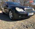 Черный Мерседес Ц-Класс, объемом двигателя 1.8 л и пробегом 390 тыс. км за 4200 $, фото 2 на Automoto.ua