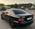 Мерседес Ц-Клас 2002 у Житомирі на Automoto.ua Чорний Мерседес Ц-Клас, об'ємом двигуна 1.8 л та пробігом 439 тис. км за 5200 $, фото 2 на Automoto.ua